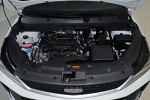 Véhicule à essence Geely Coolray 1.5TD Turbo Superpower, faible consommation de carburant, 5 portes, 5 places, grand espace, SUV familial - Product Image 5