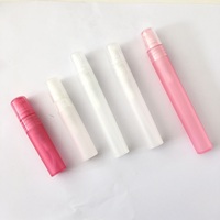 Pene de plástico para la venta Bomba de perfume Pulverizador Pequeña botella superior portátil
