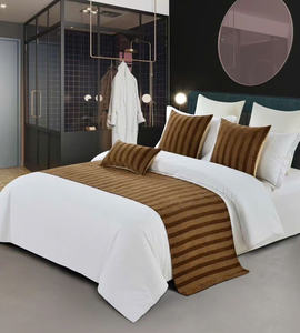 Juego de Ropa de Cama 100% Algodón, Diseño Personalizado para Hoteles y Resorts, Suave, Transpirable, Duradero, Tamaño y Color Personalizables, Cierre de Velcro/Hook & Loop - Product Image 1