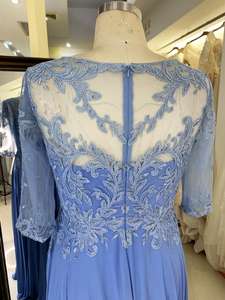 <span class=keywords><strong>Robe</strong></span> élégante <span class=keywords><strong>de</strong></span> la mère du marié: <span class=keywords><strong>robe</strong></span> <span class=keywords><strong>de</strong></span> jupe en mousseline <span class=keywords><strong>de</strong></span> soie à manches quarts avec broderie bleue - Product Image 3