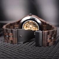 Montre mécanique légère en acier inoxydable et bambou pour homme et femme, avec design rétro ajouré et lumineux