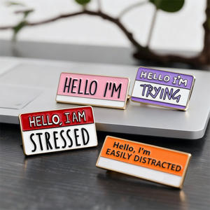 Spille Personalizzate con Bolle di Dialogo, Distintivi in Smalto Morbido con Frasi Divertenti, Emblemi Metallici Creativi per Eventi, Club e Regali Aziendali - Product Image 4