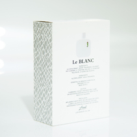 Parfum féminin en flacon opaque blanc avec logo hippocampe vert, boîte zigzag arrondie, pur, propre, persistant, pour tous les jours