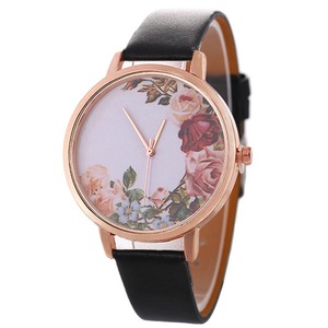 <span class=keywords><strong>Montre</strong></span> analogique à quartz pour <span class=keywords><strong>femme</strong></span> S.Oliver avec mouvement <span class=keywords><strong>SEIKO</strong></span>, bracelet en silicone, argent, résistance à l'eau 3 bars, livrée avec boîte cadeau - Product Image 5
