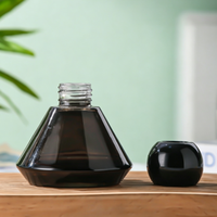 Bouteille d'aromathérapie en verre coloré par pulvérisation, haute valeur, en vrac, récipient vide avancé pour l'adaptaison personnalisée de parfums