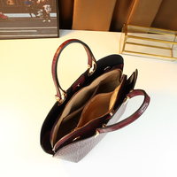 Nouvelle pochette vintage en cuir de crocodile grande capacité pour femme, sac à main tendance automne-hiver