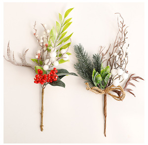 Decoración de árboles de Navidad, púas de pino artificiales con bayas, piñas, bayas rojas artificiales, cono de pino, agujas de pino simuladas - Product Image 4