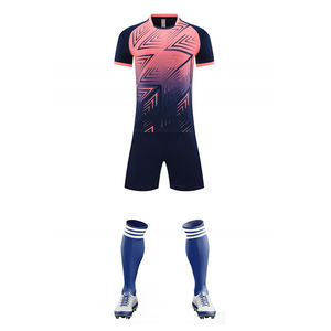 Maillots de football personnalisés pour hommes, nouveau design élégant, logo de club personnalisé, sublimation, respirant, séchage rapide, 100% polyester, short de football - Product Image 4