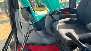 Pelle hydraulique sur chenilles Kobelco SK130 Japon d'occasion à vendre 13 tonnes avec moteur, boîte de vitesses, pompe et roulement - Product Image 3