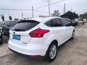 <span class=keywords><strong>Ford</strong></span> <span class=keywords><strong>Focus</strong></span>, Esterni e Interni Neri, Versione a Basso Consumo di Carburante - Product Image 4