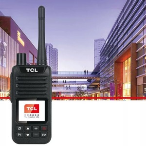 Talkie-walkie TCL 4G avec emplacement pour carte, haute puissance, longue portée, anti-interférence, radio portable avec Bluetooth et chargement USB - Product Image 1
