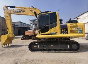 Parfait état de fonctionnement Pelleteuse sur chenilles de terrassement PC200-8 Komatsu Pelleteuse à PC200-8 en vente - Product Image 2