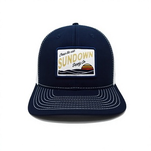 Gorra Trucker Ajustable de 5 Paneles con Visera Curva Estructurada y Malla Trasera para Deportes al Aire Libre, Uso Casual para Adultos, Hecha en Fábrica en Vietnam - Product Image 1