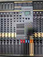 Console de Mixage DJ Professionnelle XTUGA TFB-24 24 Canaux avec 24 Effets DSP, Alimentation Phantom 48V / USB, Construction en Métal et ABS