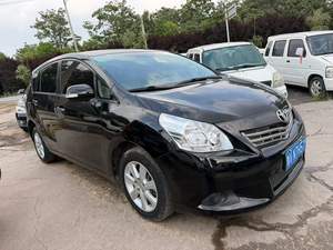 Toyota Avensis, Extérieur Noir, Intérieur Beige, Version Économique en Carburant - Product Image 1