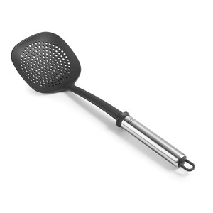 Due skimmer antiaderenti perforati con fori per cucinare e scolare gli alimenti - Product Image 1