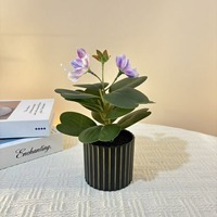 Figuier à feuilles de violon artificiel en plastique de style nordique avec des fleurs dans un pot noir avec une ligne dorée pour la décoration de la maison de Thanksgiving