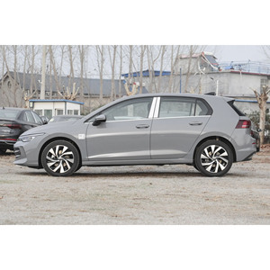 2024 VW <span class=keywords><strong>Golf</strong></span> 300TSI Pro 2631mm Empattement Toit ouvrant panoramique Airbag central avant - Product Image 1