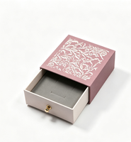 Boîte cadeau à bijoux à tiroir gaufré floral, boîte coulissante avec bouton doré et doublure en velours pour emballage de broches, bagues et boucles d'oreilles