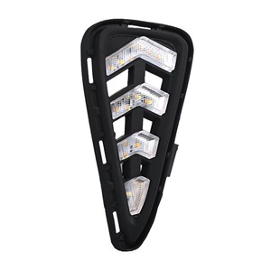 Luz de circulación diurna LED con forma de flecha, tricolor, fluida, para Toyota Camry 2015 2016 - Product Image 3