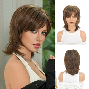 Parrucca Sintetica Marrone Castagna da 12 Pollici con Taglio Corto Stile <span class=keywords><strong>Wolf</strong></span> Cut e Frangia Laterale, in Fibra Resistente al Calore, Effetto Naturale Opaco - Product Image 1