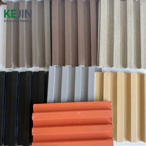 Panel de pared moderno WPC compuesto de madera acanalada <span class=keywords><strong>Louvre</strong></span> para decoración interior Material impermeable y para uso en exteriores - Product Image 4