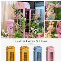 Cabine téléphonique vintage londonienne en fer blanc, livre d'or audio, décoration florale pour mariage, événement, accessoire de photomaton pour lieu de réception