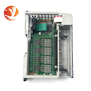 โมดูลอินพุตขนาดกะทัดรัด1769-IQ32T ของแท้สินค้าใหม่ตัวควบคุมโปรแกรมได้ PLC พร้อมการสื่อสารลิงค์16 I/O 110V - Product Image 2