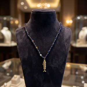 Collier en cordon torsadé bleu marine fait main Sstringz avec pendentif poisson en or antique et accents de perles multicolores, style bohème côtier - Product Image 4