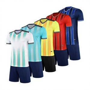 Uniforme de Fútbol Personalizado por Sublimación, Camiseta de Fútbol con Cuello en V y Manga Corta, Uniforme Deportivo de Poliéster para Equipos, Unisex para Adultos - Product Image 4