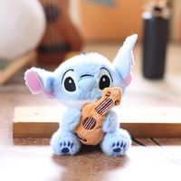 Boneka Plush 3D Karakter Kartun Olahraga Stitch Laris Manis Grosir, Gantungan Tas Ransel Anti Hilang, Hiasan Gantungan Kunci