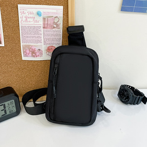 Nouveau Sac Bandoulière Carré Unisexe Tendance – Sac Banane Décontracté Résistant à l'Usure pour Hommes et Femmes – Sac de Poitrine Sportif et Élégant - Product Image 3