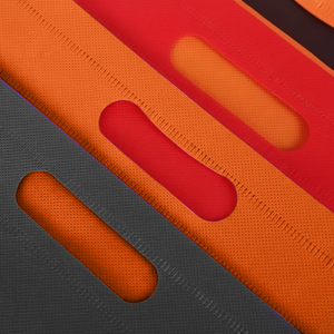 Sac en non-tissé laminé thermoscellé recyclable avec impression numérique et poignée de longueur de main pour cadeaux et artisanat - Product Image 2