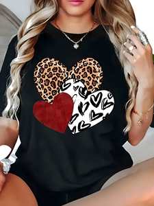 T-shirt da donna per San Valentino, manica corta, girocollo, stampa cuore leopardato rosso con glitter, vestibilità ampia casual, top primaverile/estivo - Product Image 3