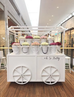 Étagère de présentation en verre de luxe avec éclairage LED, idéale pour la décoration de kiosque à fleurs, centre commercial ou magasin de détail