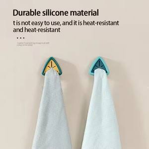 Crochets de cuisine muraux sans poinçon Clip de <span class=keywords><strong>torchon</strong></span> de cuisine Organisateur de porte-serviettes adhésif Crochet de suspension pratique - Product Image 4