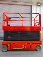 Plateforme élévatrice à ciseaux automotrice avec garde-corps de sécurité, plateforme de travail mobile pour travaux de construction