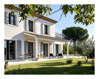 Fenêtre coulissante en aluminium à double vitrage sans joint, résistante aux impacts d'ouragan, avec revêtement en poudre moderne personnalisé pour maisons et villas