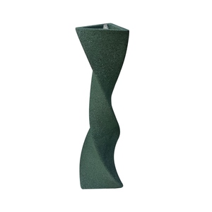 Ev İç ve Dış Mekan Kullanımı İçin Elektrikli Taşınabilir Fiberglas Reçine Modern Dekoratif Su Çeşmesi - Product Image 1