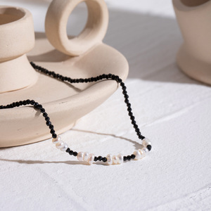 Pearl And Black Crystal Beaded Necklace Imitation Pearl Round Party Jewelry For Women - Product Image 3