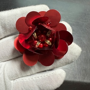 Flores de Lentejuelas 3D de PVC de 4CM, Plegadas, Pequeñas, para Decoración de Ropa, Zapatos, Sombreros, Accesorios Decorativos, Prendas Hechas a Mano, Directo de Fábrica - Product Image 5