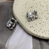 JFZB021 Bouton de luxe simple en laiton de haute qualité en cristal de zircon pour les bijoux de vêtement
