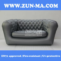 Canapé gonflable Chesterfield blanc de luxe, imperméable, double chaise longue gonflable pour le camping en plein air et les événements, salon