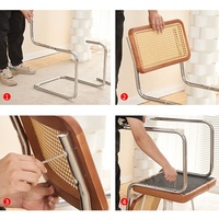 Minimalistischer Holz-Esszimmerstuhl mit Netzrattan-Rückenlehne und Verchromten Metallbeinen für Boutique-Hotels