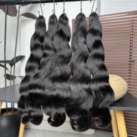 # Extensions de cheveux humains vietnamiens bruts non traités, qualité 12A, noir naturel 1B, ondulés, pour crochet, vente en gros