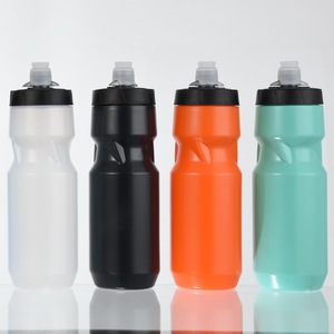 Spremere bottiglie d'acqua, bottiglia d'acqua sportiva laterale con coperchio a scatto rapido, idratazione rapida e facile, bottiglie d'acqua da palestra 700ml - Product Image 2