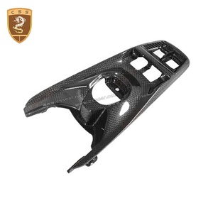 Console centrale 39mm en Fiber de carbone, pour Ferrari GTB / Spider 488 - Product Image 4