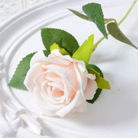Großhandel Szenenarrangement Hochzeitsdekoration Simulation Hochwertige Realistische Styling Künstliche Rosen