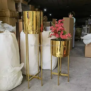 Chinese Big Size Tall Golden Flower Vase Metal Vase for Home Decor