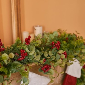 Guirnaldas Navideñas de Ratán con Bayas Rojas de 200 cm, Decoración para el Hogar - Product Image 4